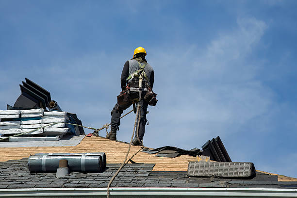Professional Gutter Installation technician working in Peck, ID